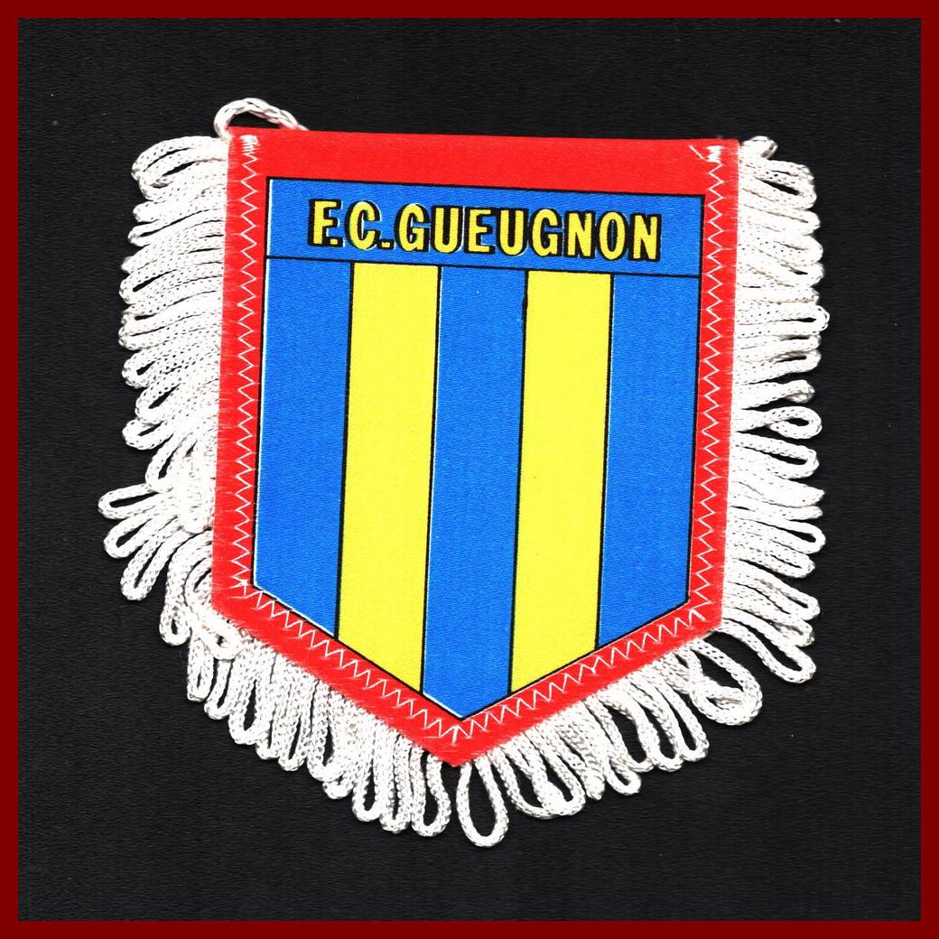 Photo 194 DOUBLE CLUBS FRANCAIS: G - 02 GUEUGNON